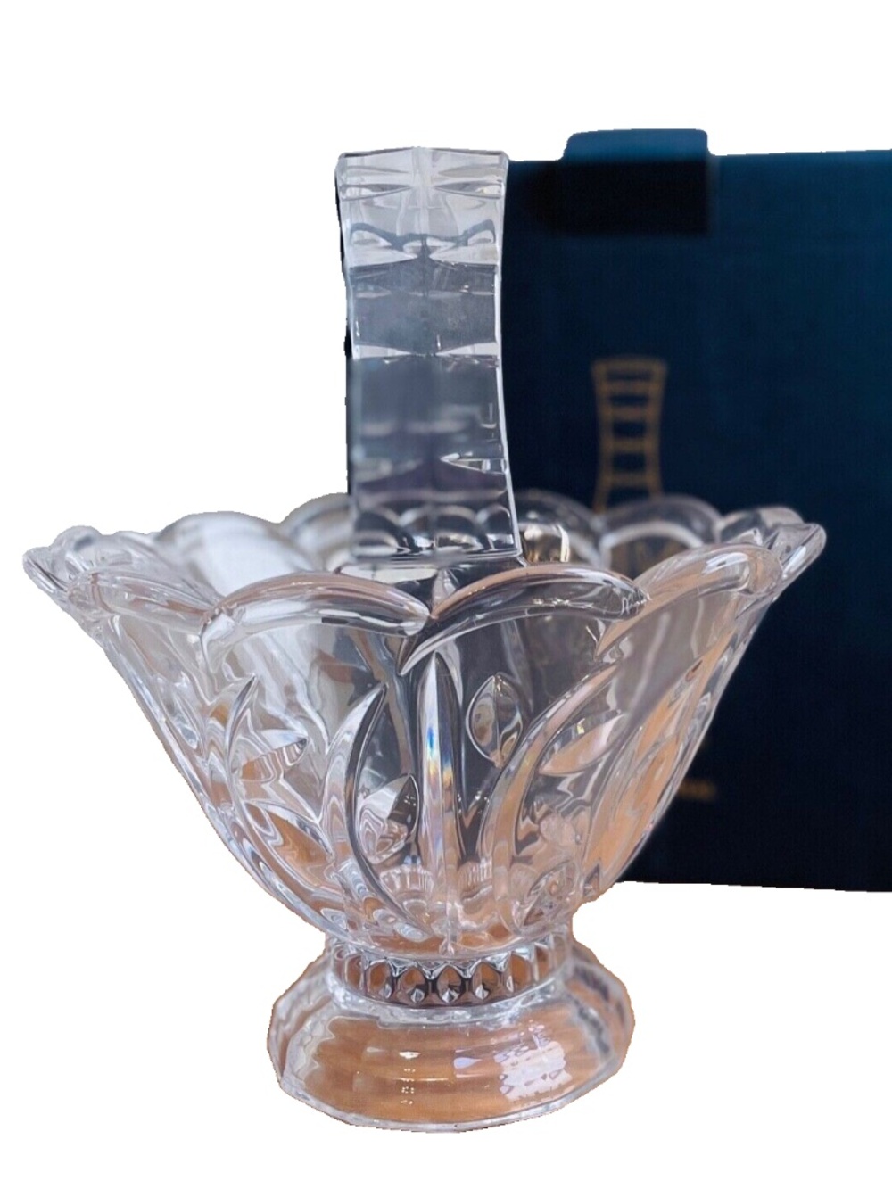 NEW BOHEMIA CRYSTAL CENTERPIECE BASKET Dish Laser Cut Leaves NIB